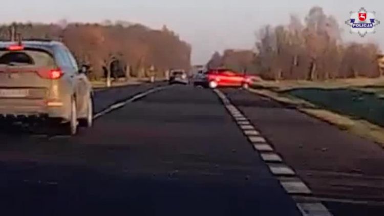 Kolizja na drodze krajowej nr 17