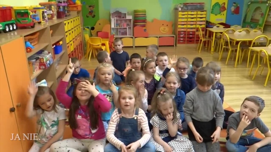 Jaki powinien być Dzień Dziecka? Odpowiadają dzieci z grupy Muchomorki w Przedszkolu Miejskim nr 1 w Zamościu.