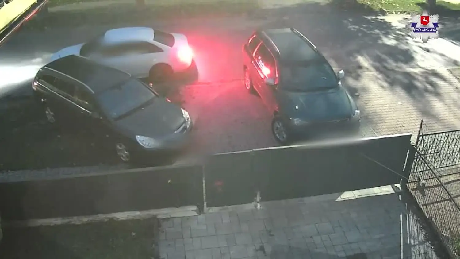 Pijany kierowca Audi w Tomaszowie Lubelskim uderzył w dwa zaparkowane auta